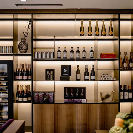 The Flag Marbella, Adult Recommended