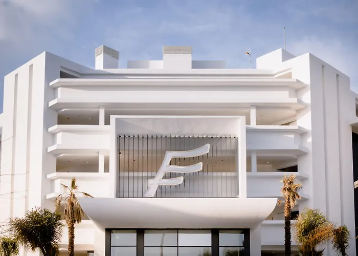 The Flag Marbella, Adult Recommended 호텔 4*