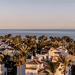 The Flag Marbella, Adult Recommended 4* 에스테포나