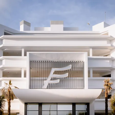 The Flag Marbella, Adult Recommended 호텔 4*