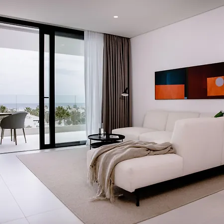 The Flag Marbella, Adult Recommended 에스테포나