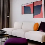 The Flag Marbella, Adult Recommended מלון